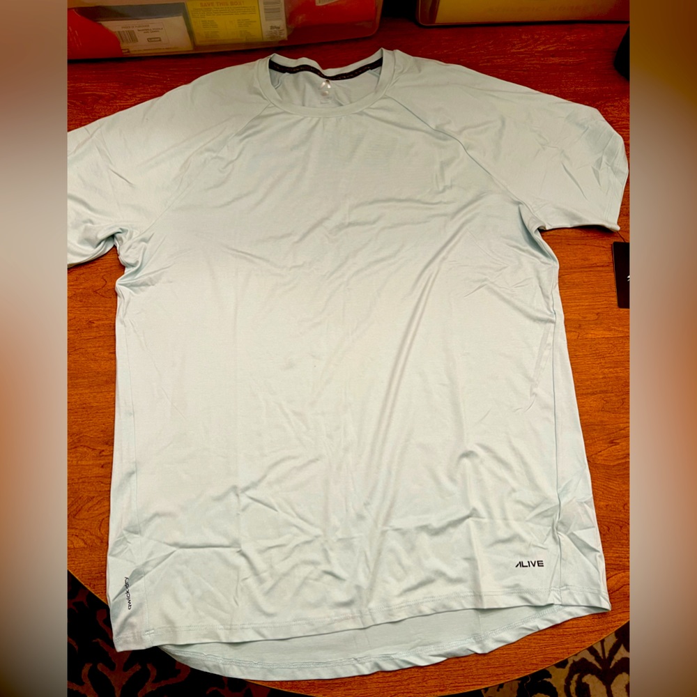 ALIVE Men’s tshirt